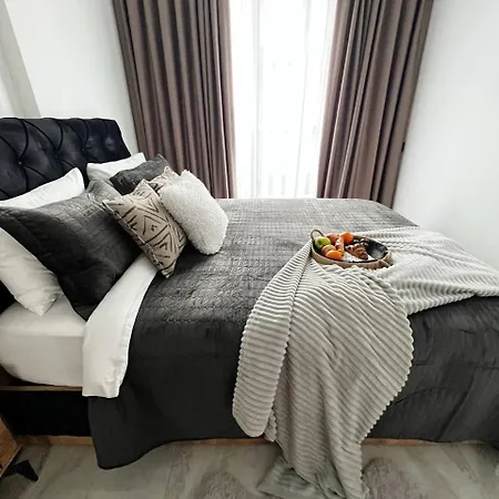 A Designer In The Heart Of Apartment *